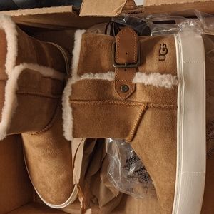 Ugg Aika Water Resistant Platform Sneaker Boot